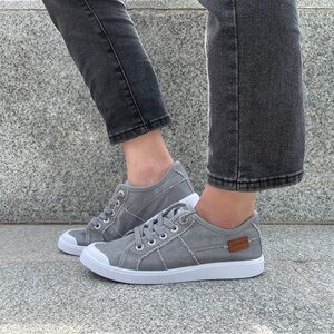 Jenn Ardor Super Comfy Canvas Shoes